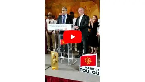 VIDÉO - "On s'en souviendra pour toujours", le discours de Comolli au Capitole devant le maire et les joueurs