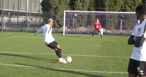 En vidéo : Quand Begraoui bat Onaiwu sur un challenge en fin d'entraînement