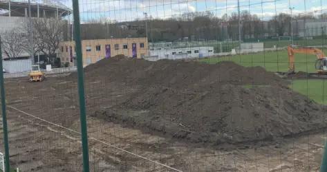 Le terrain annexe du Stadium en réfection