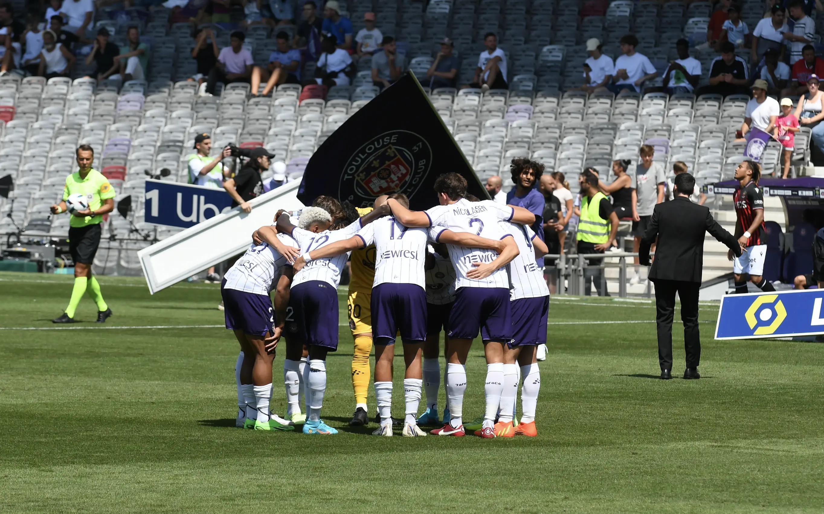 TFC - Lorient : les deux virages complets, comment acheter les dernières places ?