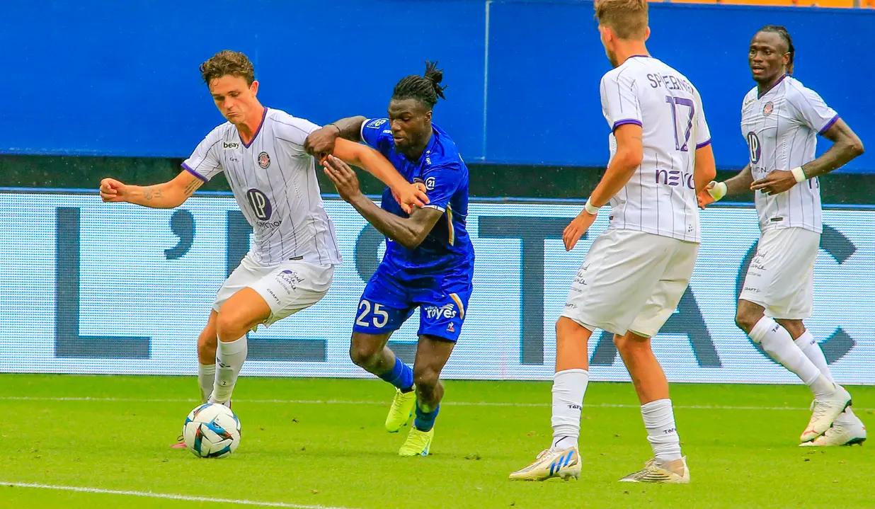 NICOLAISEN ESTAC TFC