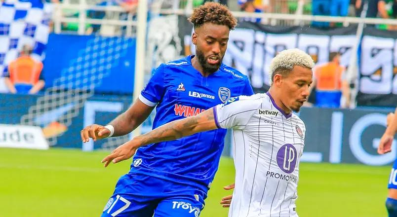 ESTAC 0-3 TFC : les notes de la presse