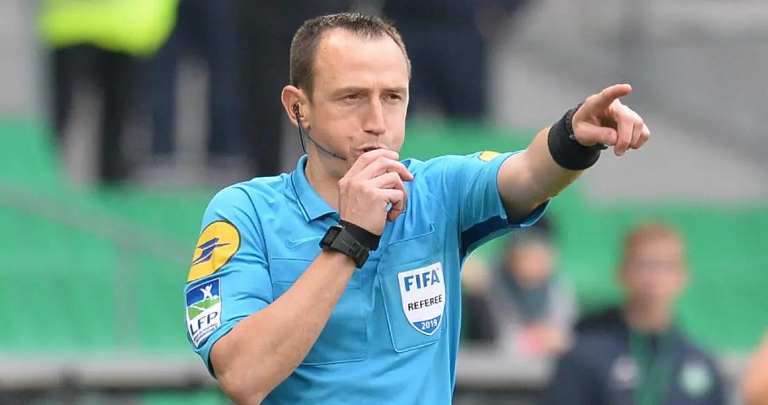 Rudy Buquet, au sifflet du match OL - TFC, arbitre du week-end