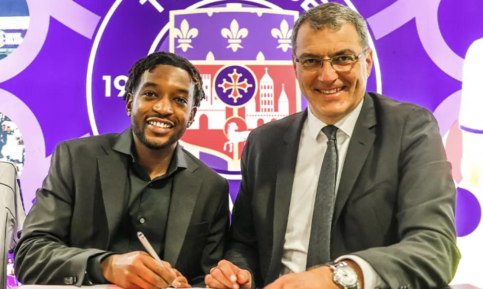 Mercato : Warren Kamanzi a officiellement signé au TFC