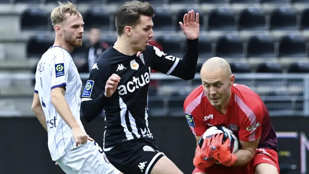 Maxime Dupé / Mikkel Desler / Angers TFC