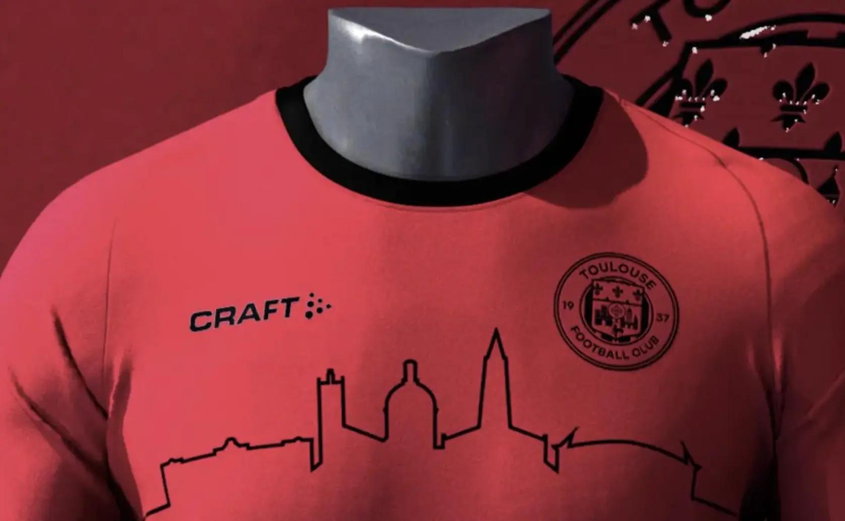 Le maillot collector “rouge et noir” du TFC est de retour en vente !