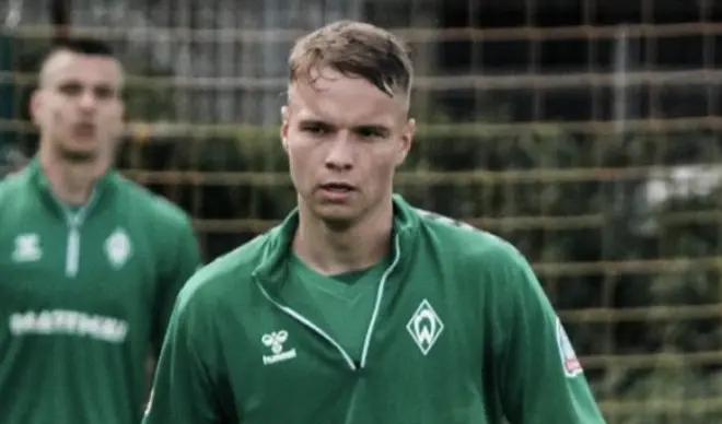 "Niklas Schmidt a passé près de la moitié de sa vie au Werder"