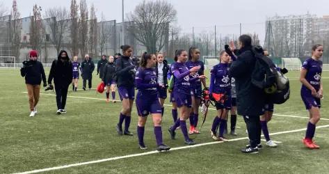 Féminines : Les Violettes s'inclinent face au Paris FC dans une ambiance électrique