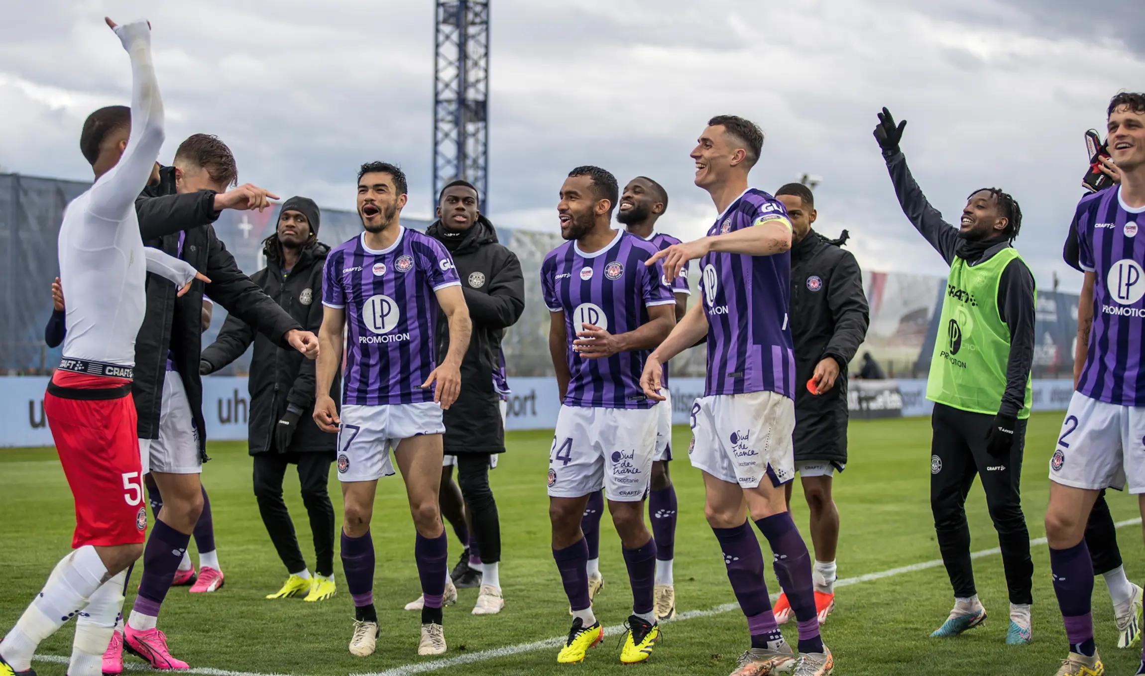 Joie / Équipe / Victoire / Clermont TFC