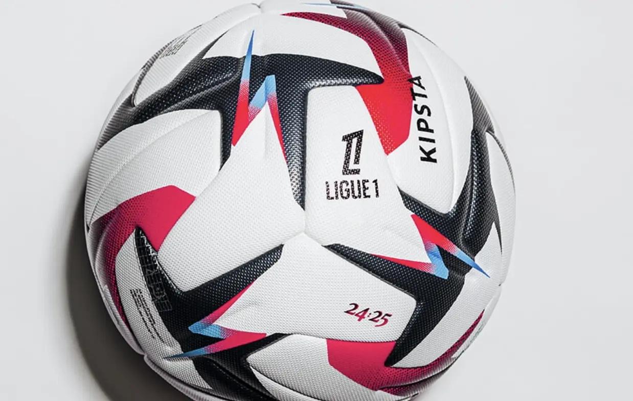 Ligue 1 : voici le nouveau ballon avec lequel jouera le TFC la saison prochaine